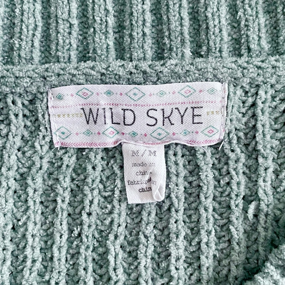 Sage V-Neck Cable Sleeve Women's Sweater - Picture 2 of 5